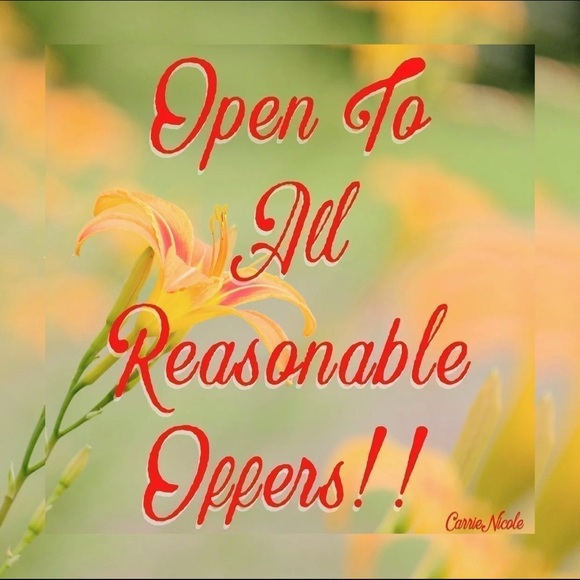 LINDSAY PHILLIPS—TAN SNAP–ON JEWELS FLIP FLOPS!! - Picture 10 of 10